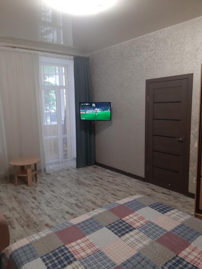 1 Stop From Railway Station Apartman Kijev Kültér fotó